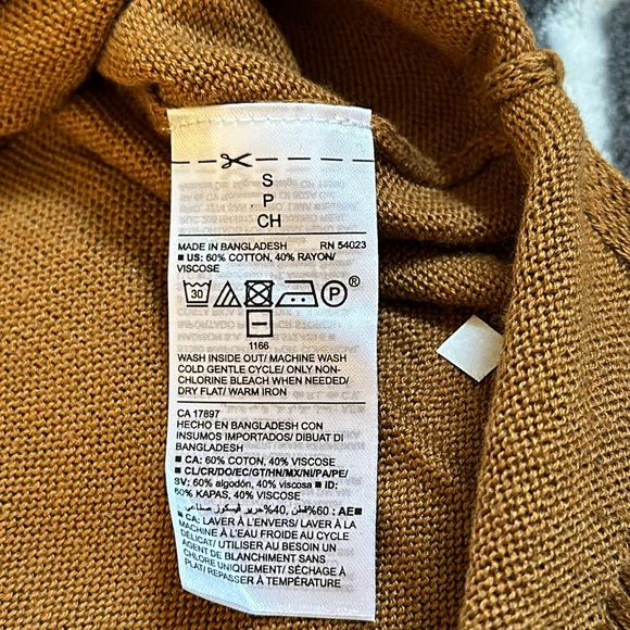 Old Navy Womens Small VNeck Sweater - Picture 3 of 5